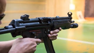 US Army Soldiers Fire MP5 Submachine Gun [upl. by Alissa]