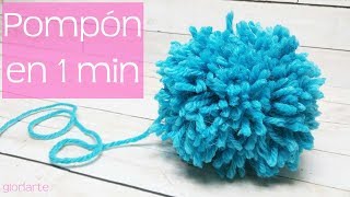 Cómo hacer un pompón en 1 minuto How to make a pompon in 1 minute [upl. by Rafaela]