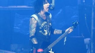 Motley Crue  Smokin in the Boys Room  Live on The Final Tour 102214 Greensboro NC [upl. by Ailene]