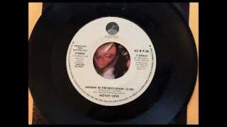 Smokin In The Boys Room  Motley Crue  1985 Vinyl 45RPM [upl. by Joon]